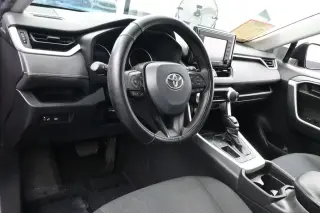 Toyota RAV4 2021 LE 4dr SUV