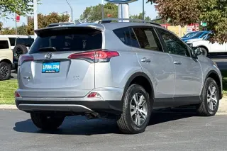 Toyota RAV4 2017 AWD XLE 4 puertas SUV