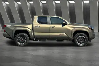 Toyota Tacoma 2025 4x4 TRD Sport 4dr Double Cab 6.1 ft LB
