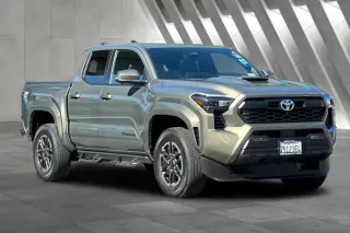Toyota Tacoma 2025 4x4 TRD Sport 4dr Double Cab 6.1 ft LB