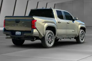 Toyota Tacoma 2025 4x4 TRD Sport 4dr Double Cab 6.1 ft LB