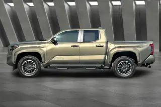 Toyota Tacoma 2025 4x4 TRD Sport 4dr Double Cab 6.1 ft LB