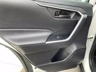 Toyota RAV4 Híbrido 2024 AWD LE 4dr SUV