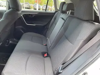 Toyota RAV4 Híbrido 2024 AWD LE 4dr SUV