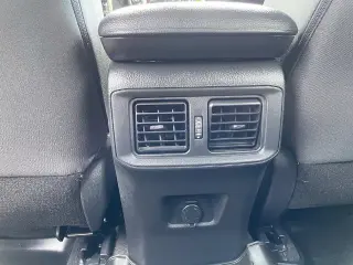 Toyota RAV4 Híbrido 2024 AWD LE 4dr SUV