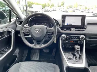 Toyota RAV4 Híbrido 2024 AWD LE 4dr SUV