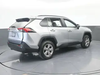 Toyota RAV4 2022 XLE 4dr SUV