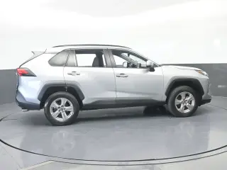 Toyota RAV4 2022 XLE 4dr SUV