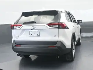 Toyota RAV4 2025 LE 4dr SUV