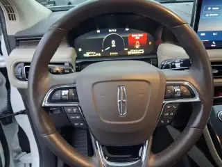 Lincoln Nautilus 2022 Reserve 4 SUV