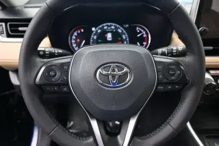 Toyota RAV4 2025 XLE Premium 4dr SUV
