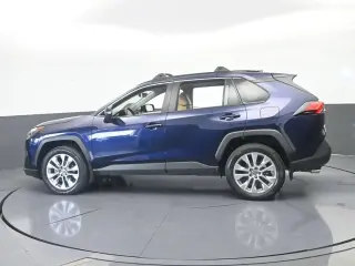 Toyota RAV4 2025 XLE Premium 4dr SUV