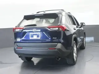 Toyota RAV4 2025 XLE Premium 4dr SUV