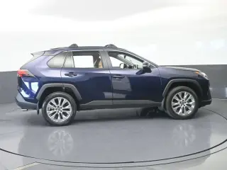 Toyota RAV4 2025 XLE Premium 4dr SUV