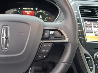 Lincoln Nautilus 2019 AWD Reserve 4dr SUV