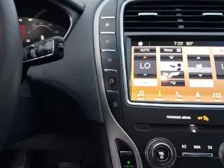 Lincoln Nautilus 2019 AWD Reserve 4dr SUV
