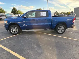 Ram 1500 2019 4x4 Big Horn 4dr Crew Cab 5.6 ft. SB Pickup