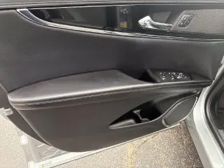 Lincoln Nautilus 2023 AWD Reserve 4dr SUV