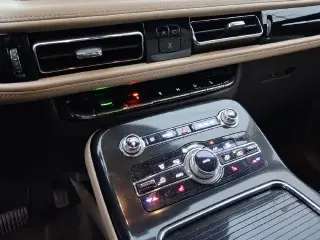 Lincoln Nautilus 2023 Standard 4dr SUV