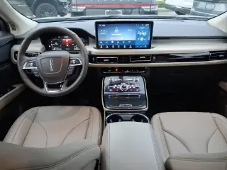 Lincoln Nautilus 2023 Standard 4dr SUV