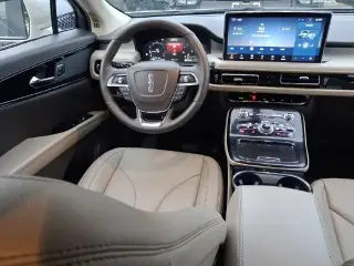 Lincoln Nautilus 2023 Standard 4dr SUV