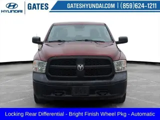 Ram 1500 2016 4x4 Tradesman Cabina Doble 5.5 pies SB Camioneta