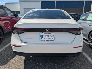 Honda Accord 2025 LX 4dr Sedán
