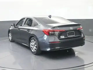 Honda Civic 2024 LX 4dr Sedán