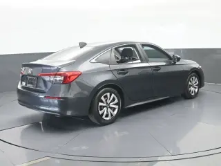 Honda Civic 2024 LX 4dr Sedán