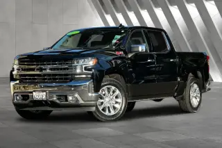 Chevrolet Silverado 1500 2021 4x4 LTZ 4 puertas Crew Cab 5.8 pies. Cabina corta