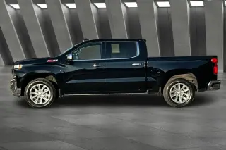 Chevrolet Silverado 1500 2021 4x4 LTZ 4 puertas Crew Cab 5.8 pies. Cabina corta