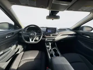 Nissan Altima 2024 2.5 SV 4dr Sedán