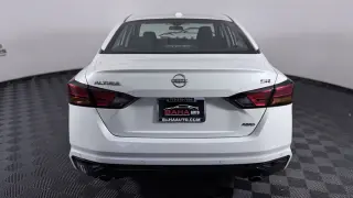Nissan Altima del 2024