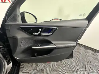2026 Mercedes-Benz C 300