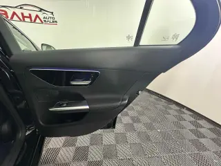 2026 Mercedes-Benz C 300
