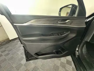 Jeep Grand Cherokee L 2023