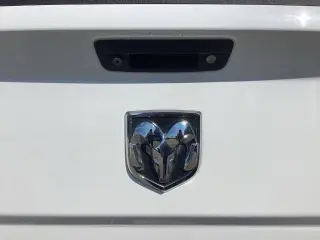 Ram 1500 2018 4x2 Express 4dr Crew Cab 5.5 ft. SB Pickup