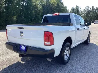 Ram 1500 2018 4x2 Express 4dr Crew Cab 5.5 ft. SB Pickup