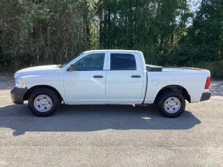 Ram 1500 2018 4x2 Express 4dr Crew Cab 5.5 ft. SB Pickup