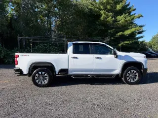 Chevrolet Silverado 2500HD 2023 4x4 Personalizado 4dr Cabina de Tripulación SB