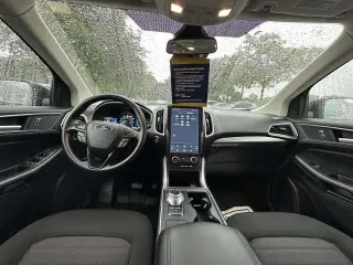 Ford Edge 2024 con tracción en las fouraz SE de 4 puertas SUV