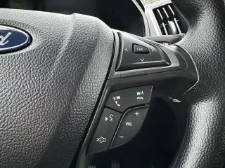 Ford Edge 2024 con tracción en las fouraz SE de 4 puertas SUV