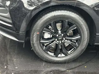 Ford Edge 2024 con tracción en las fouraz SE de 4 puertas SUV