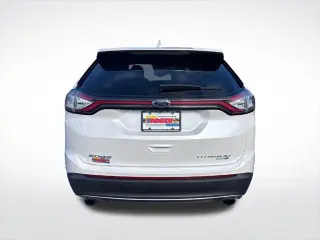 Ford Edge 2017 AWD Titanium 4dr Crossover