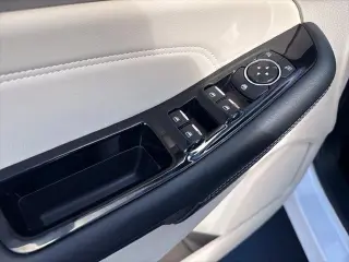 Ford Edge 2017 AWD Titanium 4dr Crossover