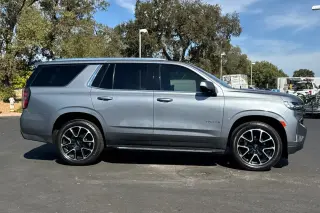 Chevrolet Tahoe 2022 4x4 LS 4dr SUV