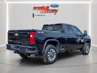 Chevrolet Silverado 2500HD 2022 4x4 Custom 4dr Crew Cab SB