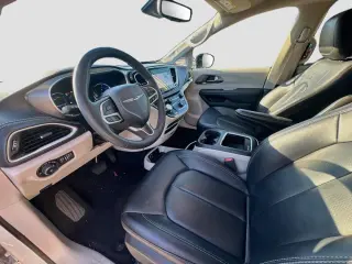 Chrysler Pacifica Híbrido enchufable 2024 Select 4dr Mini-Van