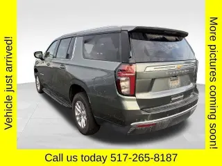Chevrolet Suburban 2023 4x4 LT 4dr SUV
