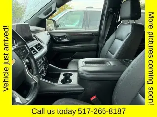 Chevrolet Suburban 2023 4x4 LT 4dr SUV
